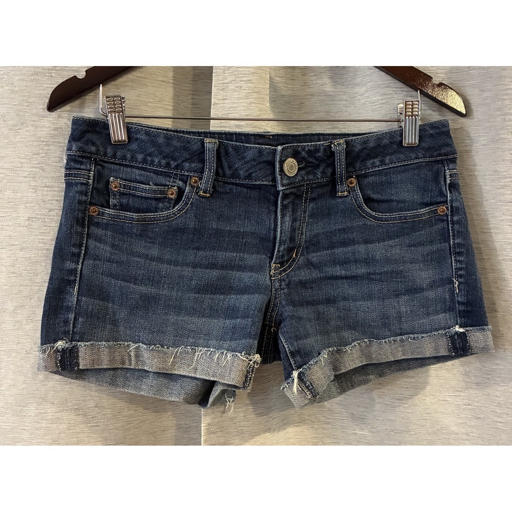 American Eagle Y2K Low Rise Shortie Size 8 Denim Shorts Distressed Cuffed Jean
